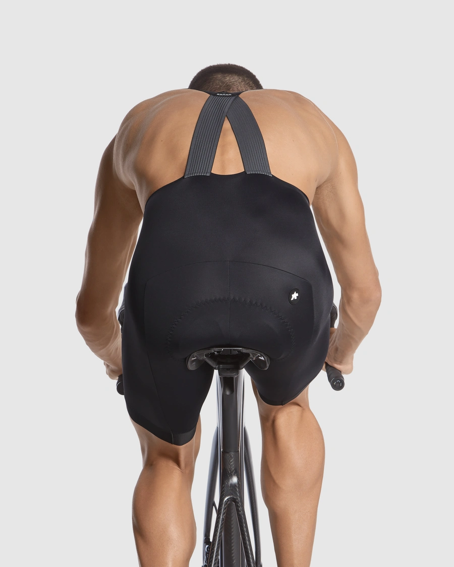 Uzupełniliśmy rozmiarówke spodenek Assos